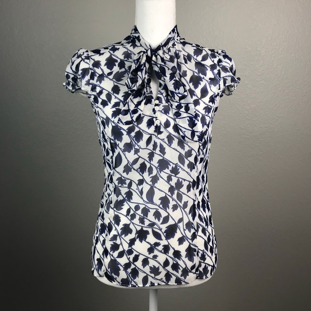 Small Mossimo Floral Top